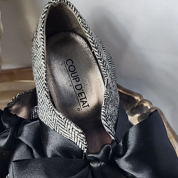 Coup D'Etat Size 8.5 M Beribboned Herringbone Heels - Picture 6 of 11